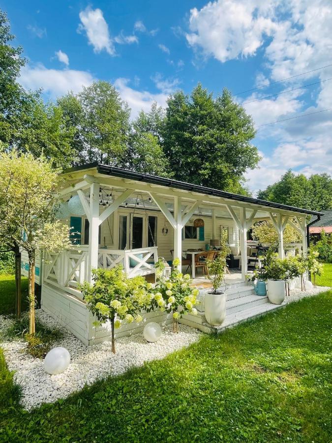 Domek Holenderski Hampton Dominice Exterior photo